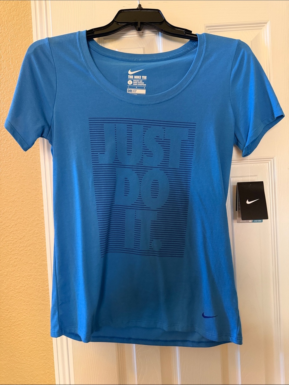Nike Women’s Bright Blue 'Just Do It' Short Sleeve Tee